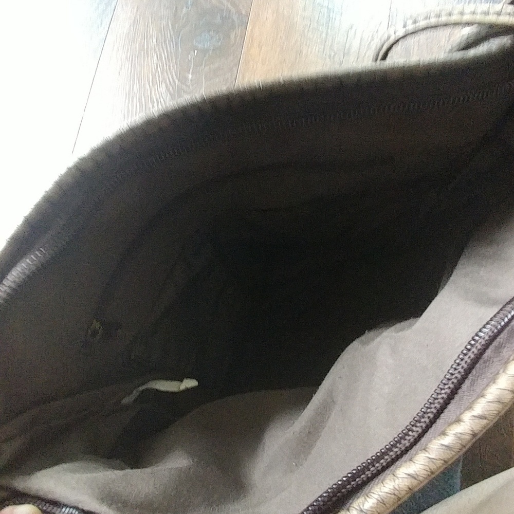Handbag - Picture 3 of 3